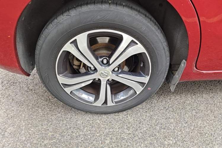 Used Nissan Tiida 2016 1.6L CVT Smart Drive Edition Right Rear Wheel Hub