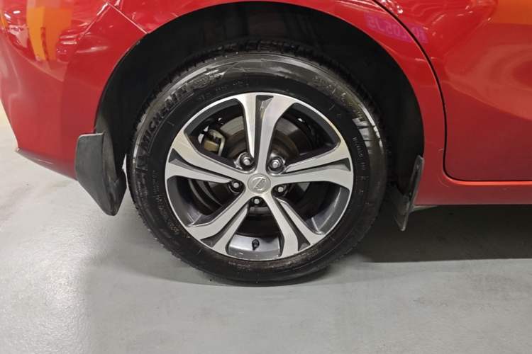 Used Nissan Tiida 2016 1.6L CVT Smart Drive Edition Right Rear Wheel Hub