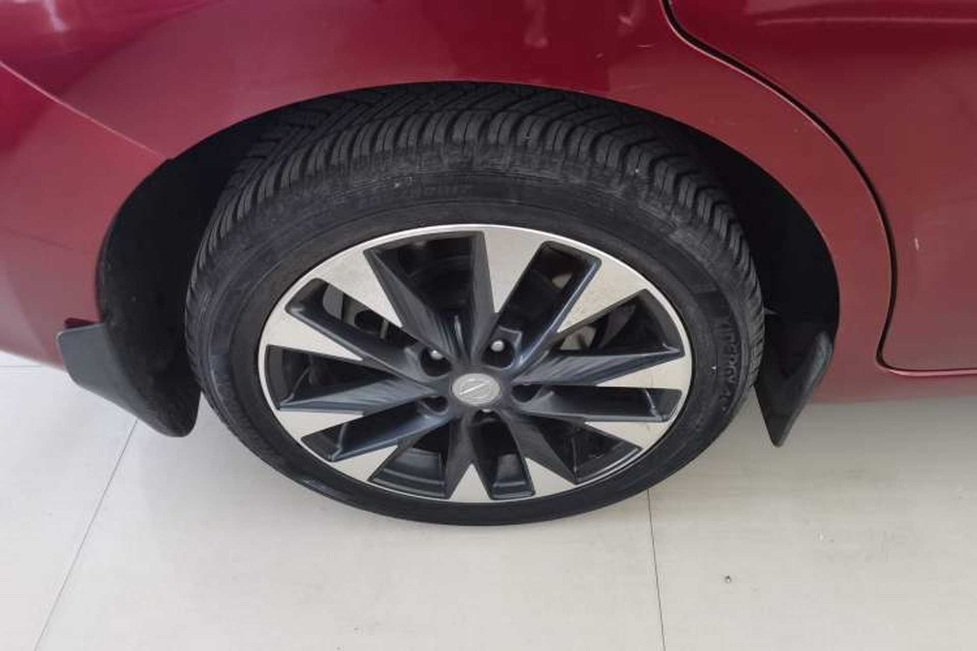 Used Nissan Tiida 2016 1.6L CVT ZhiZun Edition Right Rear Wheel Hub
