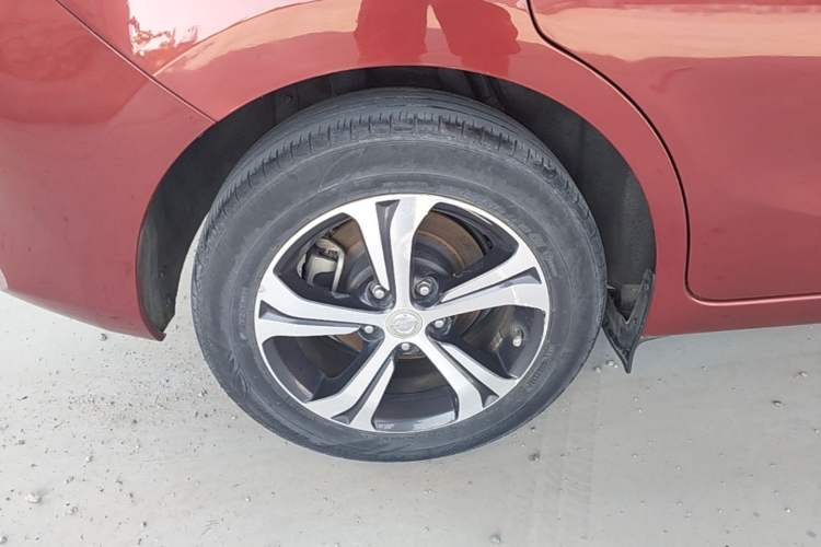 Used Nissan Tiida 2016 1.6L CVT Smart Drive Edition Right Rear Wheel Hub