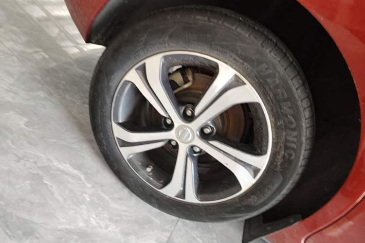 Used Nissan Tiida 2016 1.6L CVT Smart Drive Edition Right Rear Wheel Hub