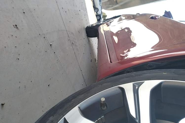 Used Nissan Tiida 2016 1.6L CVT Smart Drive Edition Right Side Sill