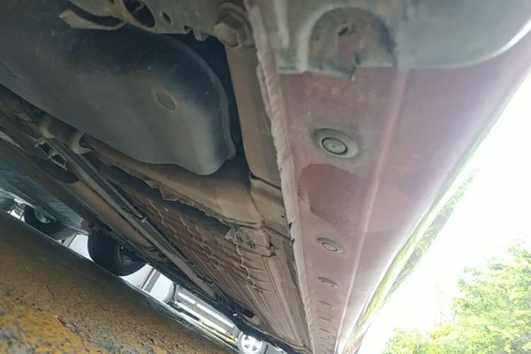 Used Nissan Tiida 2016 1.6L CVT Smart Drive Edition Right Side Sill