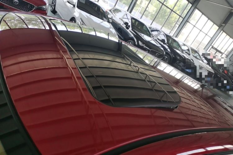 Used Nissan Tiida 2016 1.6L CVT Cool Dynamic Edition Roof