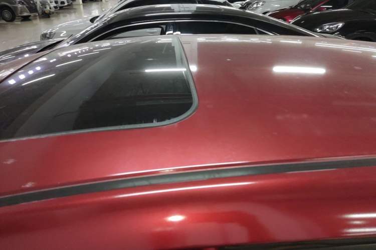 Used Nissan Tiida 2016 1.6L CVT Cool Dynamic Edition Roof