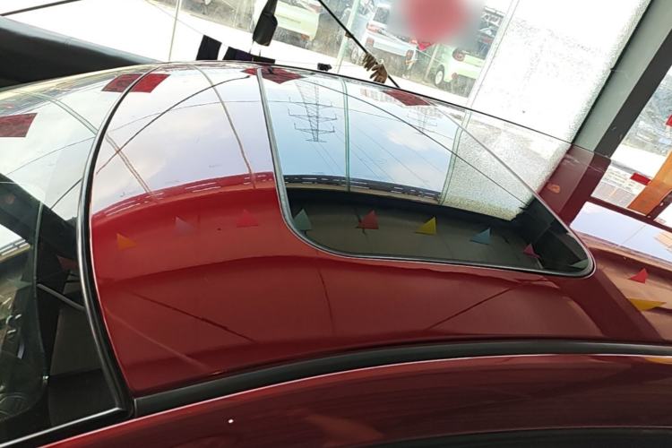 Used Nissan Tiida 2016 1.6L CVT ZhiZun Edition Roof