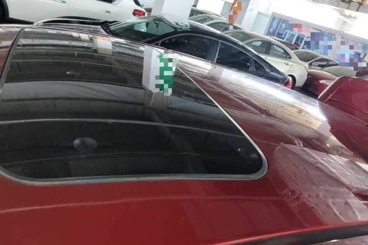Used Nissan Tiida 2016 1.6L CVT Cool Dynamic Edition Roof