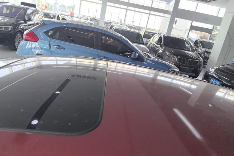 Used Nissan Tiida 2016 1.6L CVT Smart Drive Edition Roof
