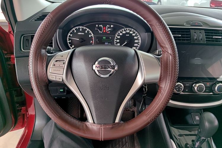 Used Nissan Tiida 2016 1.6L CVT Cool Dynamic Edition Steering Wheel