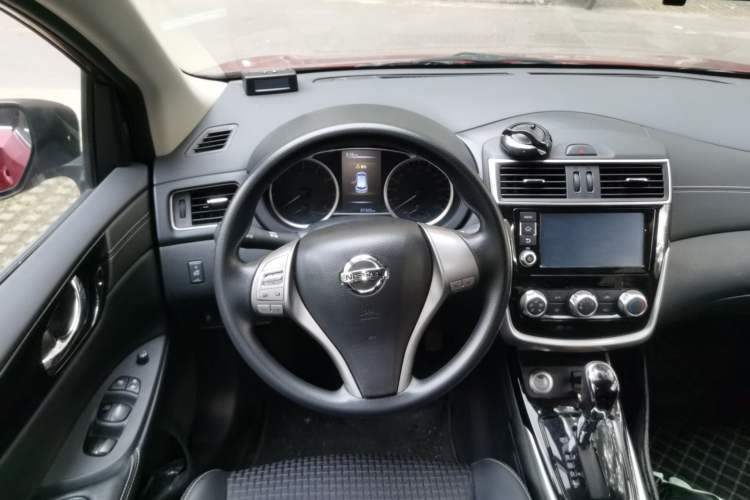 Used Nissan Tiida 2016 1.6L CVT Smart Drive Edition Steering Wheel