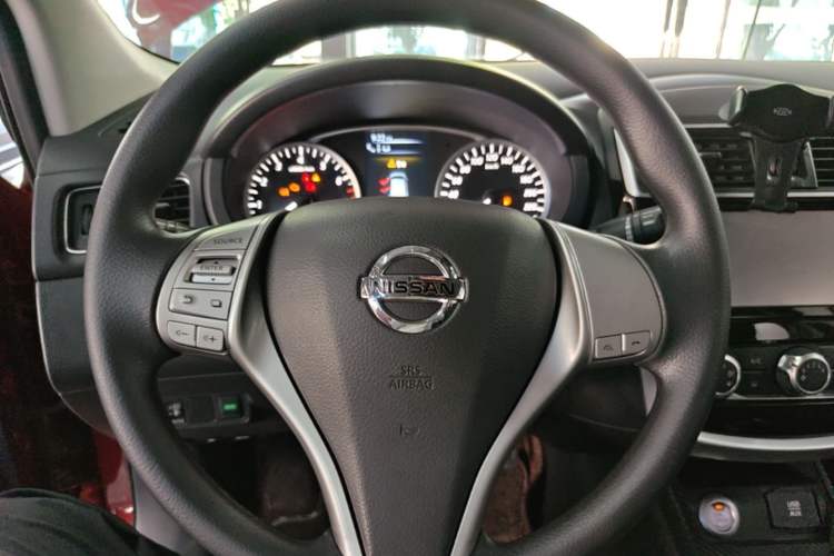 Used Nissan Tiida 2016 1.6L CVT Smart Drive Edition Steering Wheel