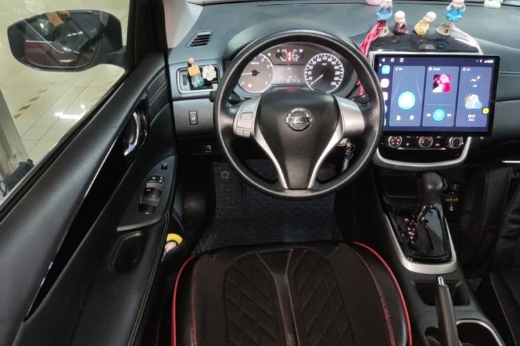 Used Nissan Tiida 2016 1.6L CVT Cool Dynamic Edition Steering Wheel