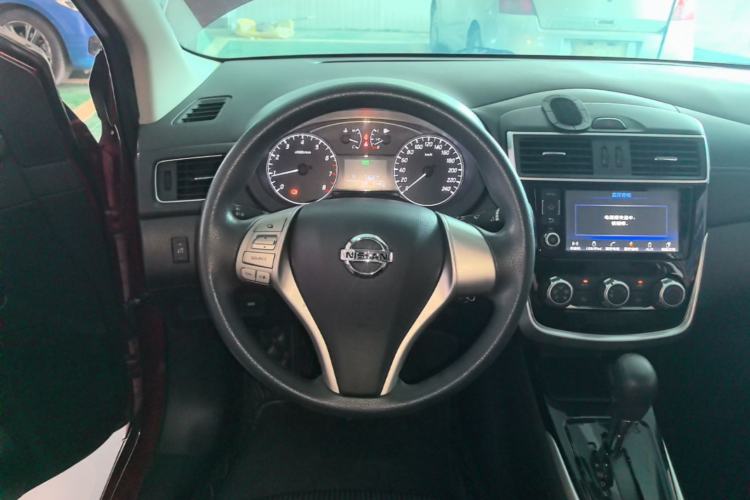 Used Nissan Tiida 2016 1.6L CVT Cool Dynamic Edition Steering Wheel
