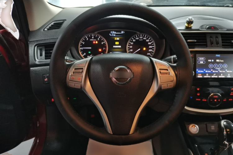 Used Nissan Tiida 2016 1.6L CVT ZhiZun Edition Steering Wheel