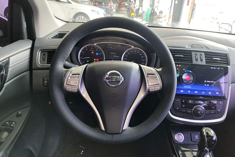 Used Nissan Tiida 2016 1.6L CVT ZhiZun Edition Steering Wheel