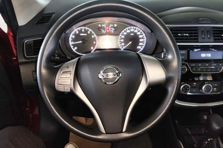 Used Nissan Tiida 2016 1.6L CVT Cool Dynamic Edition Steering Wheel