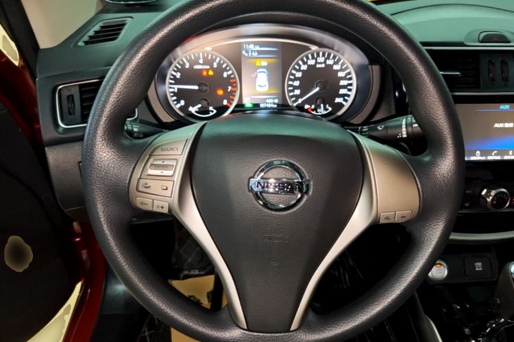 Used Nissan Tiida 2016 1.6L CVT Smart Drive Edition Steering Wheel