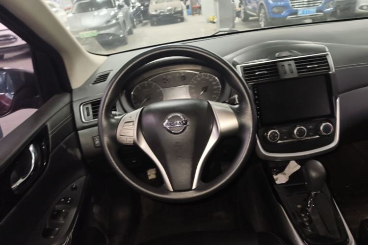 Used Nissan Tiida 2016 1.6L CVT Cool Dynamic Edition Steering Wheel