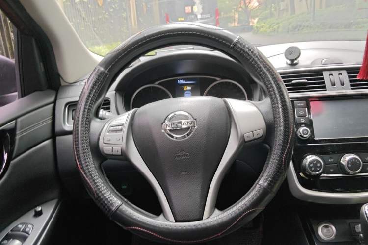 Used Nissan Tiida 2016 1.6L CVT Smart Drive Edition Steering Wheel