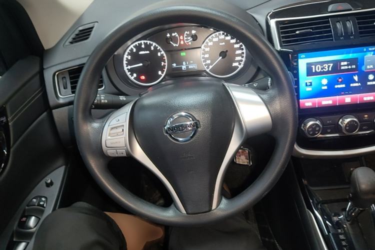 Used Nissan Tiida 2016 1.6L CVT Cool Dynamic Edition Steering Wheel