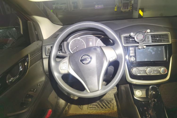 Used Nissan Tiida 2016 1.6L CVT Smart Drive Edition Steering Wheel