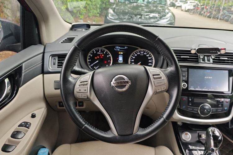 Used Nissan Tiida 2016 1.6L CVT ZhiZun Edition Steering Wheel