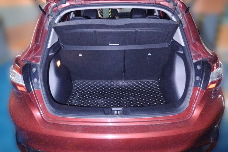 Used Nissan Tiida 2016 1.6L CVT Smart Drive Edition Trunk