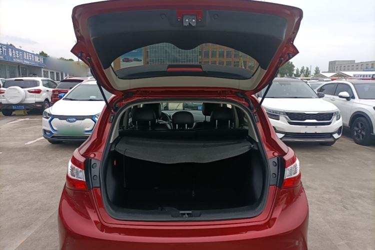 Used Nissan Tiida 2016 1.6L CVT Smart Drive Edition Trunk