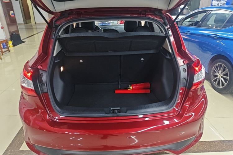 Used Nissan Tiida 2016 1.6L CVT Smart Drive Edition Trunk