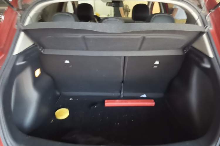 Used Nissan Tiida 2016 1.6L CVT Smart Drive Edition Trunk