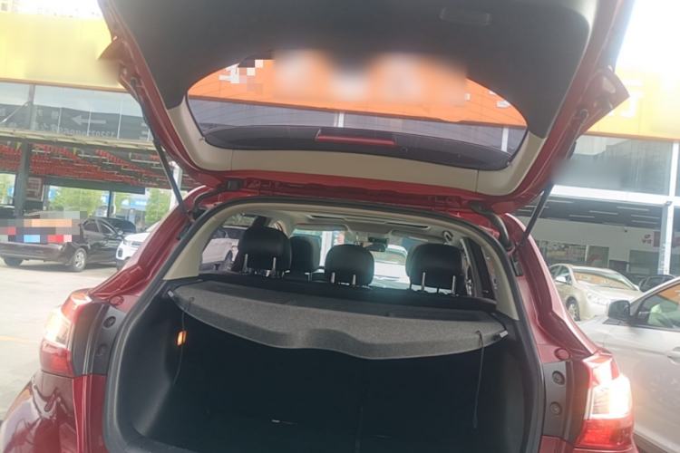 Used Nissan Tiida 2016 1.6L CVT ZhiZun Edition Trunk