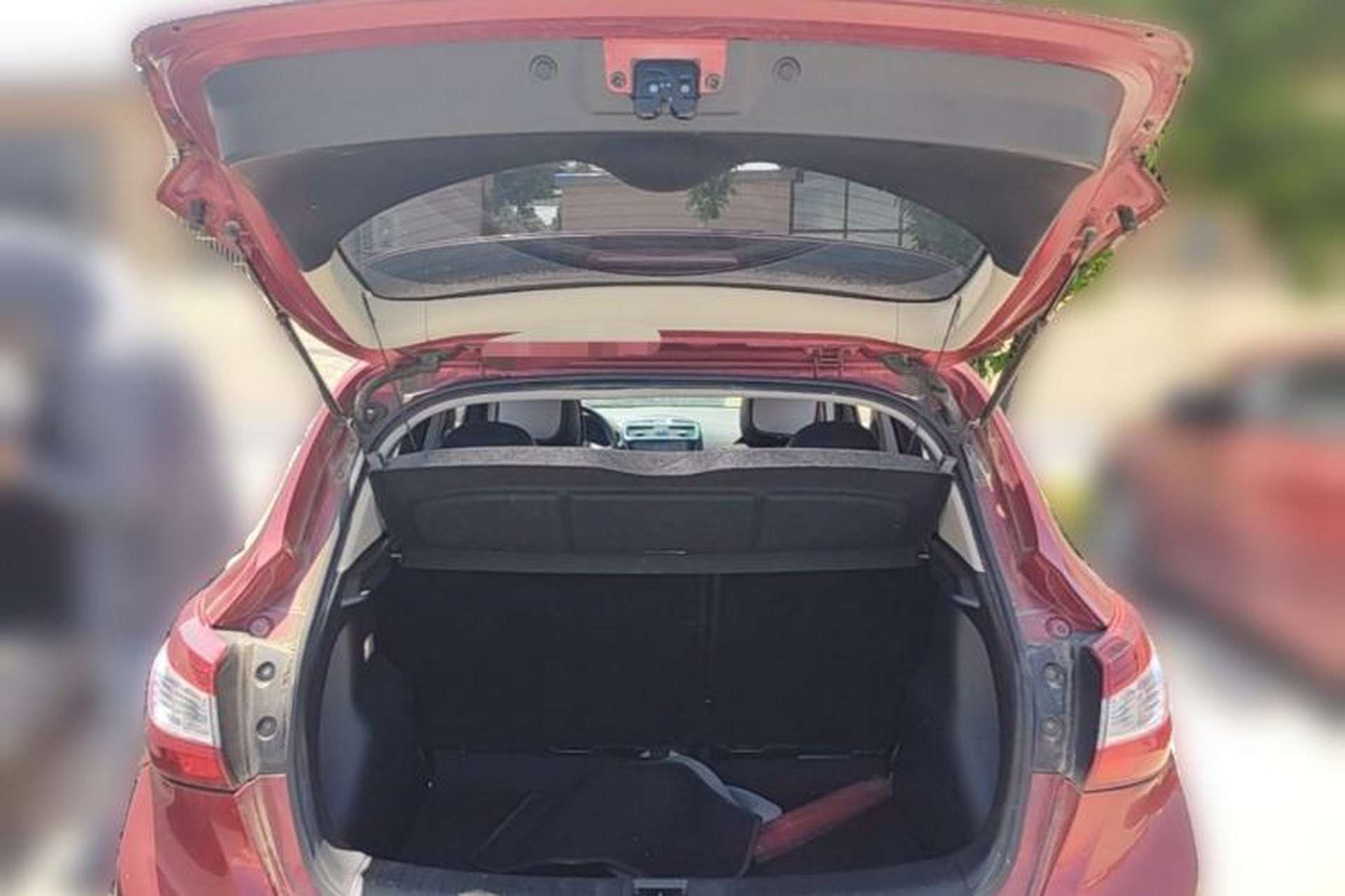 Used Nissan Tiida 2016 1.6L CVT Cool Dynamic Edition Trunk