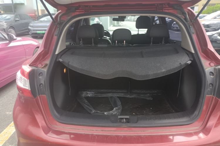 Used Nissan Tiida 2016 1.6L CVT Smart Drive Edition Trunk