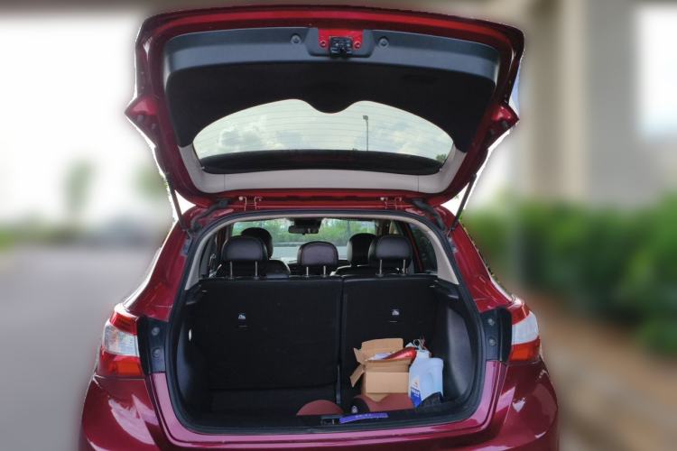 Used Nissan Tiida 2016 1.6L CVT Smart Drive Edition Trunk