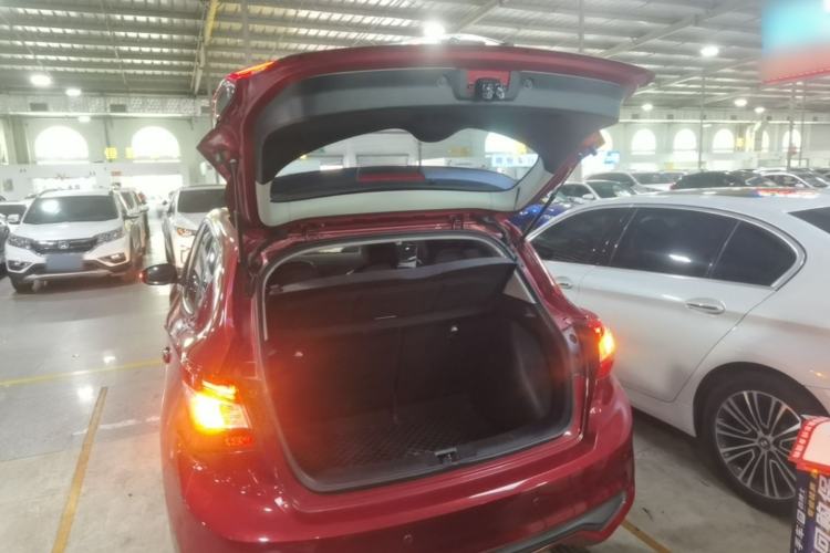 Used Nissan Tiida 2016 1.6L CVT Smart Drive Edition Trunk