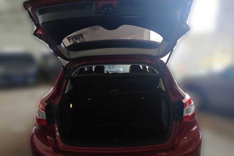 Used Nissan Tiida 2016 1.6L CVT Smart Drive Edition Trunk