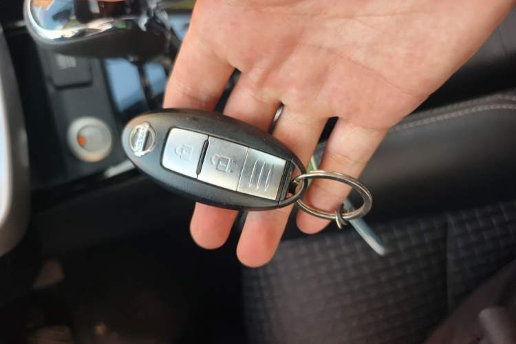 Used Nissan Tiida 2016 1.6L CVT Smart Drive Edition Vehicle Key