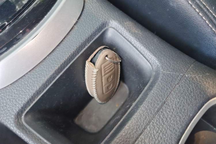 Used Nissan Tiida 2016 1.6L CVT Smart Drive Edition Vehicle Key