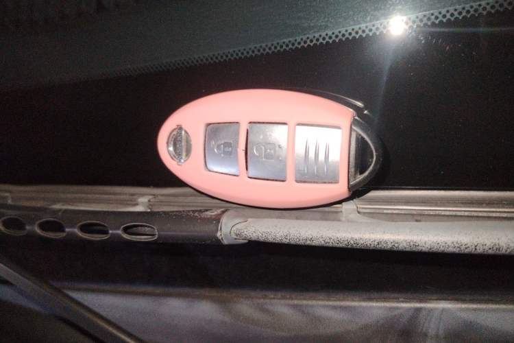 Used Nissan Tiida 2016 1.6L CVT Smart Drive Edition Vehicle Key