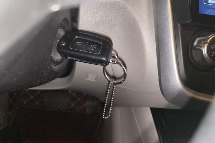 Used Nissan Tiida 2016 1.6L CVT Joyride Edition Vehicle Key
