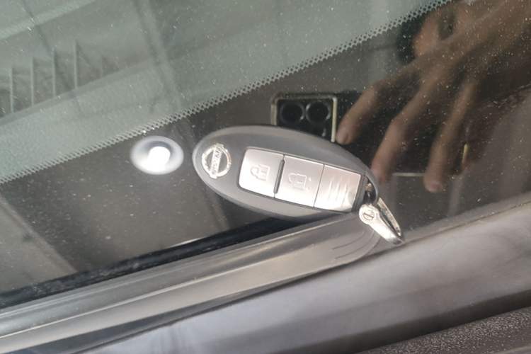 Used Nissan Tiida 2016 1.6L CVT ZhiZun Edition Vehicle Key