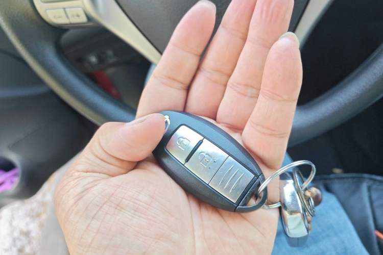 Used Nissan Tiida 2016 1.6L CVT Smart Drive Edition Vehicle Key
