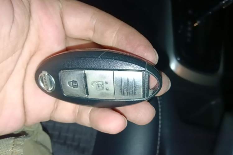 Used Nissan Tiida 2016 1.6L CVT Smart Drive Edition Vehicle Key