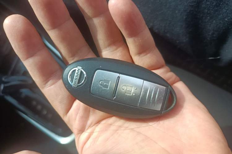 Used Nissan Tiida 2016 1.6L CVT Smart Drive Edition Vehicle Key