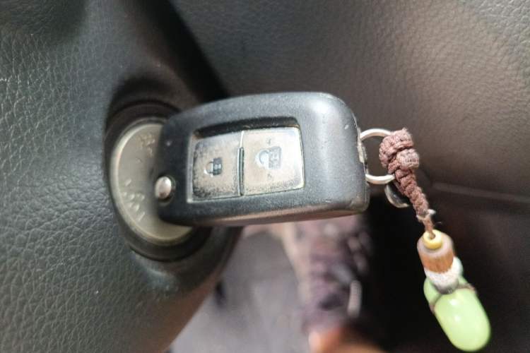 Used Nissan Tiida 2016 1.6L CVT Cool Dynamic Edition Vehicle Key