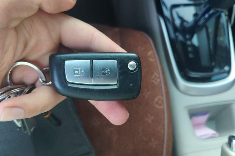 Used Nissan Tiida 2016 1.6L CVT Joyride Edition Vehicle Key