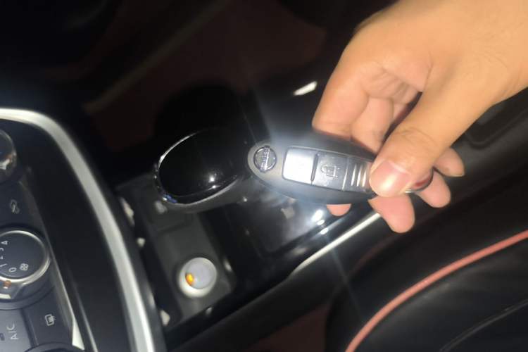 Used Nissan Tiida 2016 1.6L CVT Smart Drive Edition Vehicle Key
