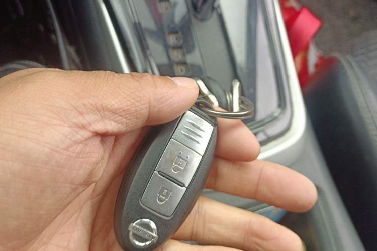 Used Nissan Tiida 2016 1.6L CVT Smart Drive Edition Vehicle Key