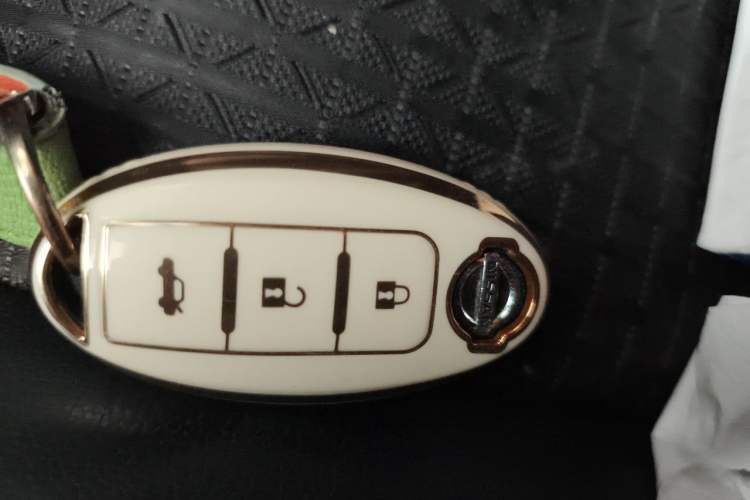 Used Nissan Tiida 2016 1.6L CVT Smart Drive Edition Vehicle Key