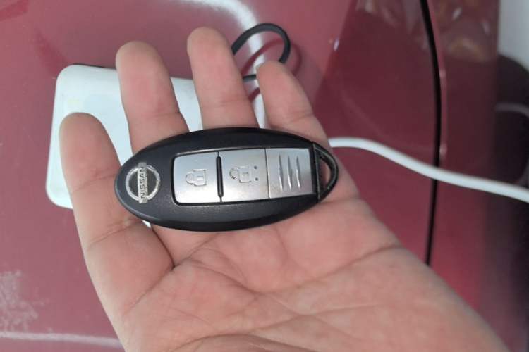 Used Nissan Tiida 2016 1.6L CVT Smart Drive Edition Vehicle Key